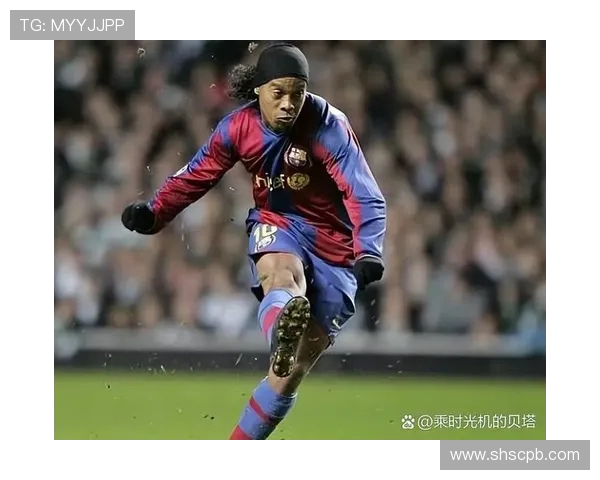 弯腰走足球明星的精彩瞬间视频集锦让你领略球场魅力与风采